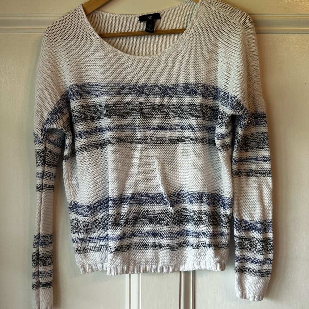 GAP Blue and White Crew Neck Sweater with Artistic Stripes